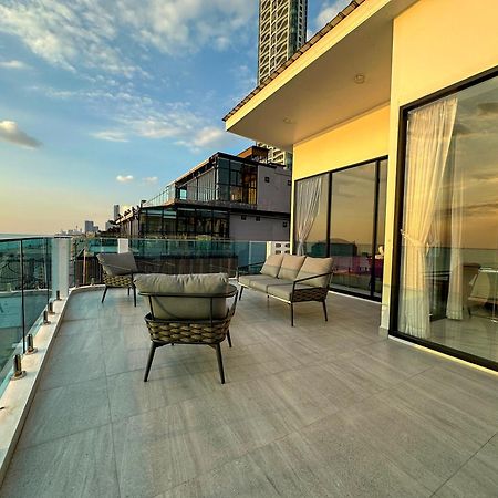 Stunning Beachfront View Luxurious Apartment 40 Jomtien Exterior foto
