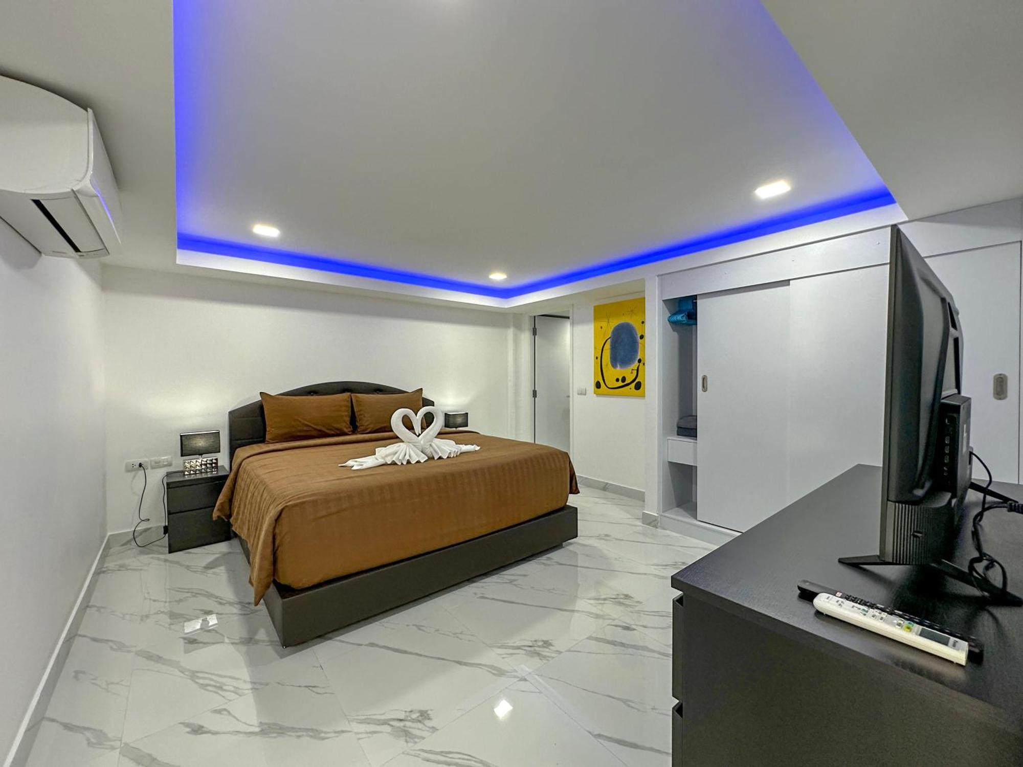 Stunning Beachfront View Luxurious Apartment 40 Jomtien Exterior foto