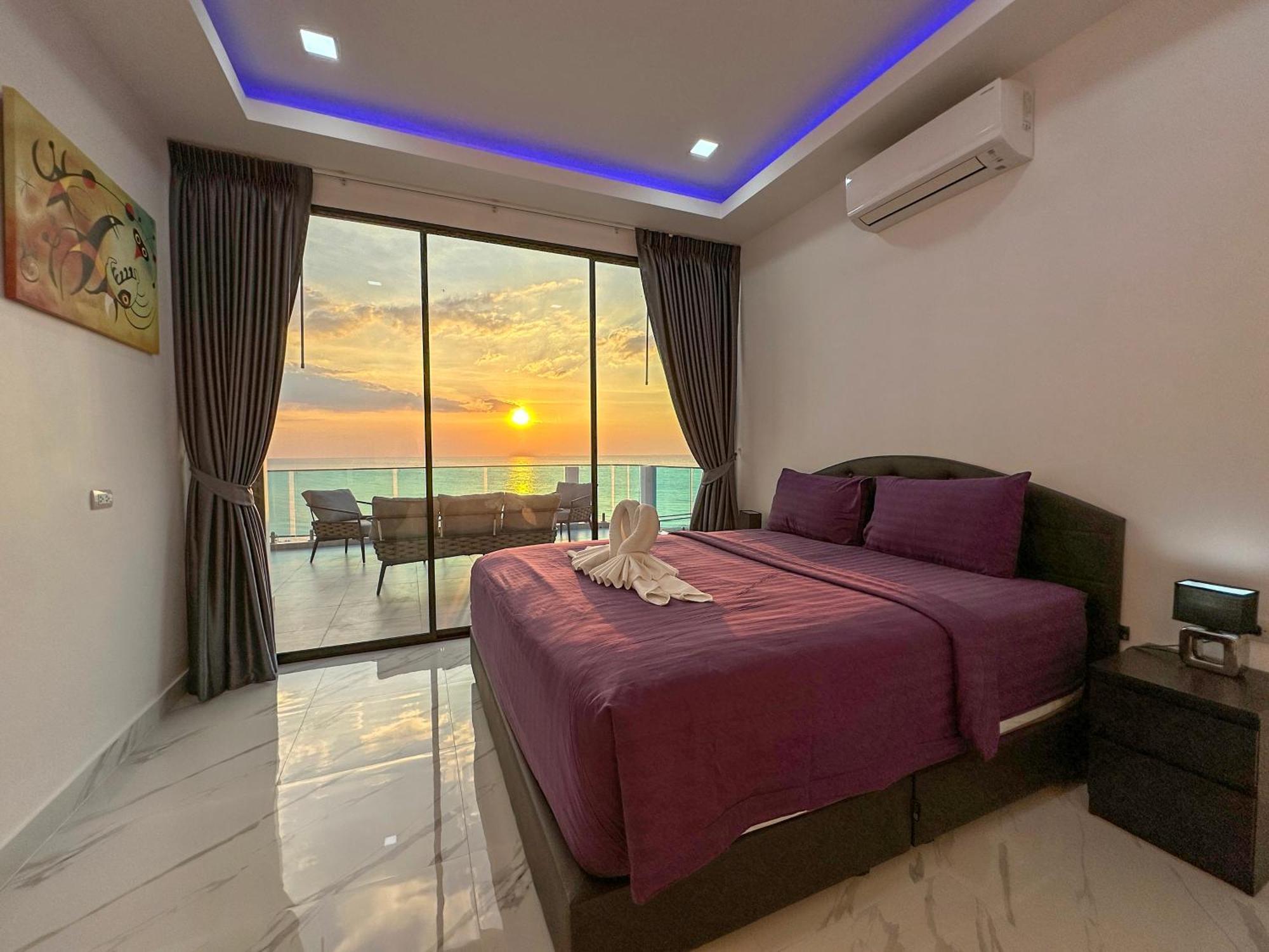 Stunning Beachfront View Luxurious Apartment 40 Jomtien Exterior foto